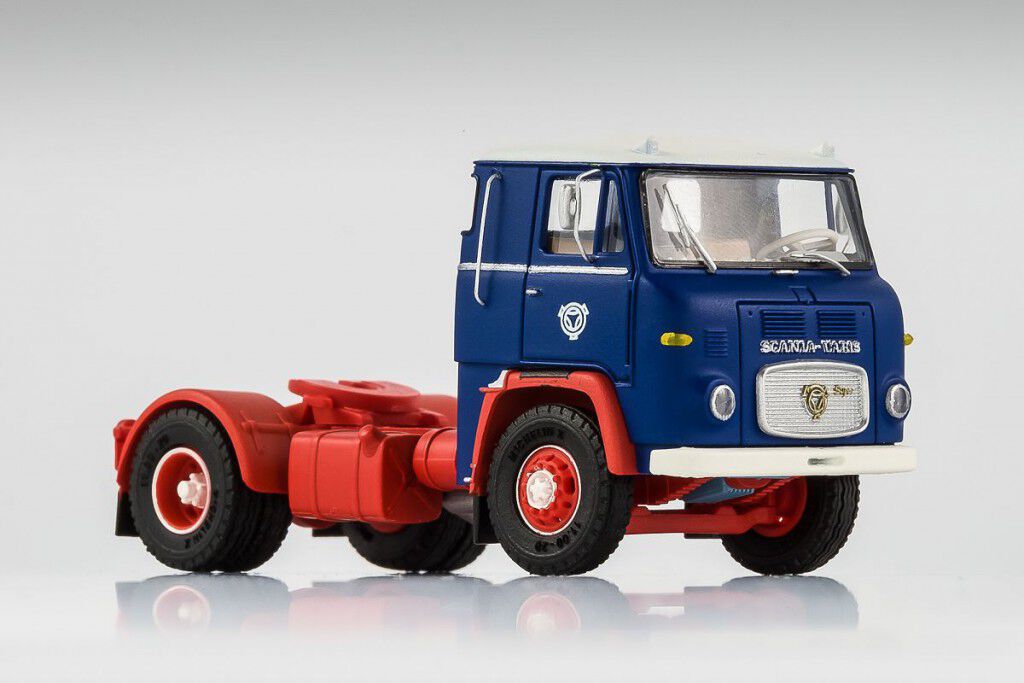 Herpa 309929 Trattore stradale Scania CS20 con semirimorchio ''Team D'angelo Bruno Valcarenghi
